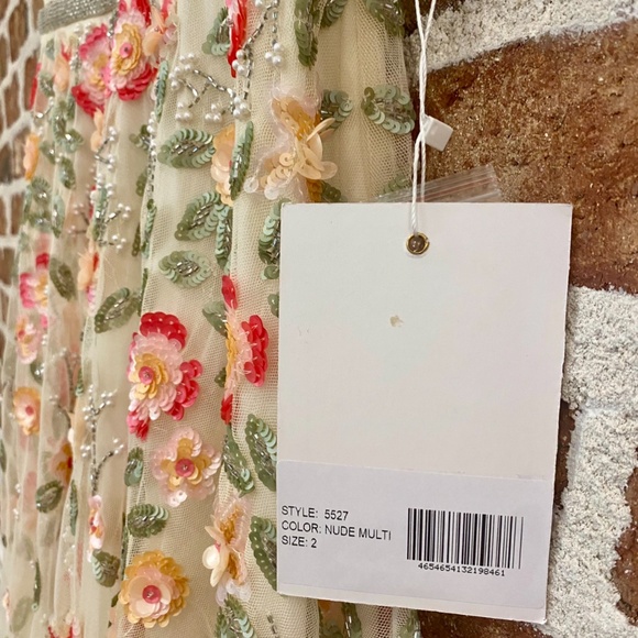 Mac Duggal #5527 Brand New W/Tags Designer MIDI Embroidered dress - Picture 8 of 12